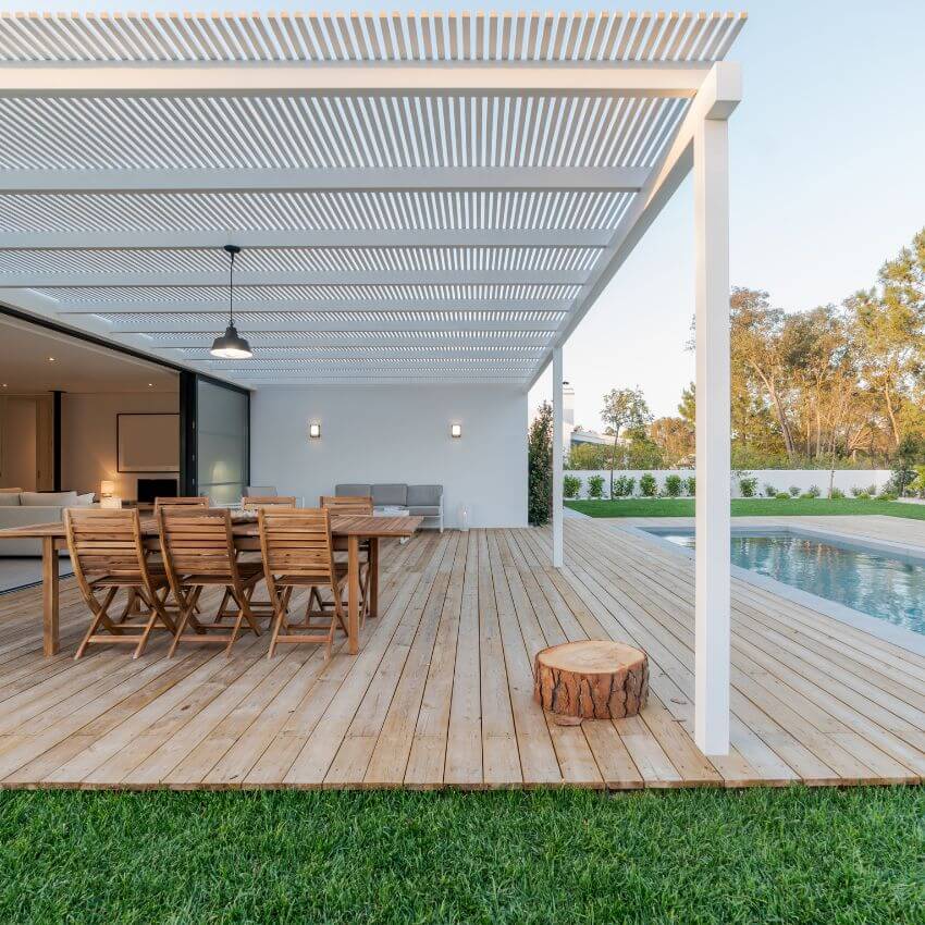 Pool deck contractors